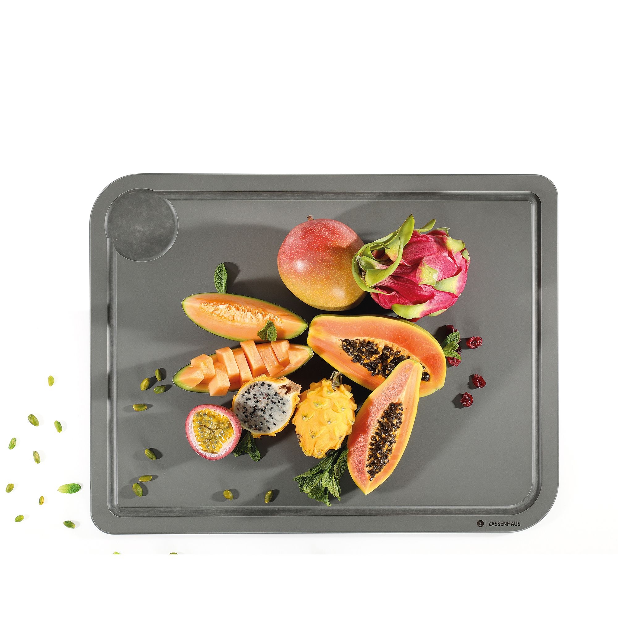 Grey Zassenhaus COMFORT XPLUS carving board with fruit